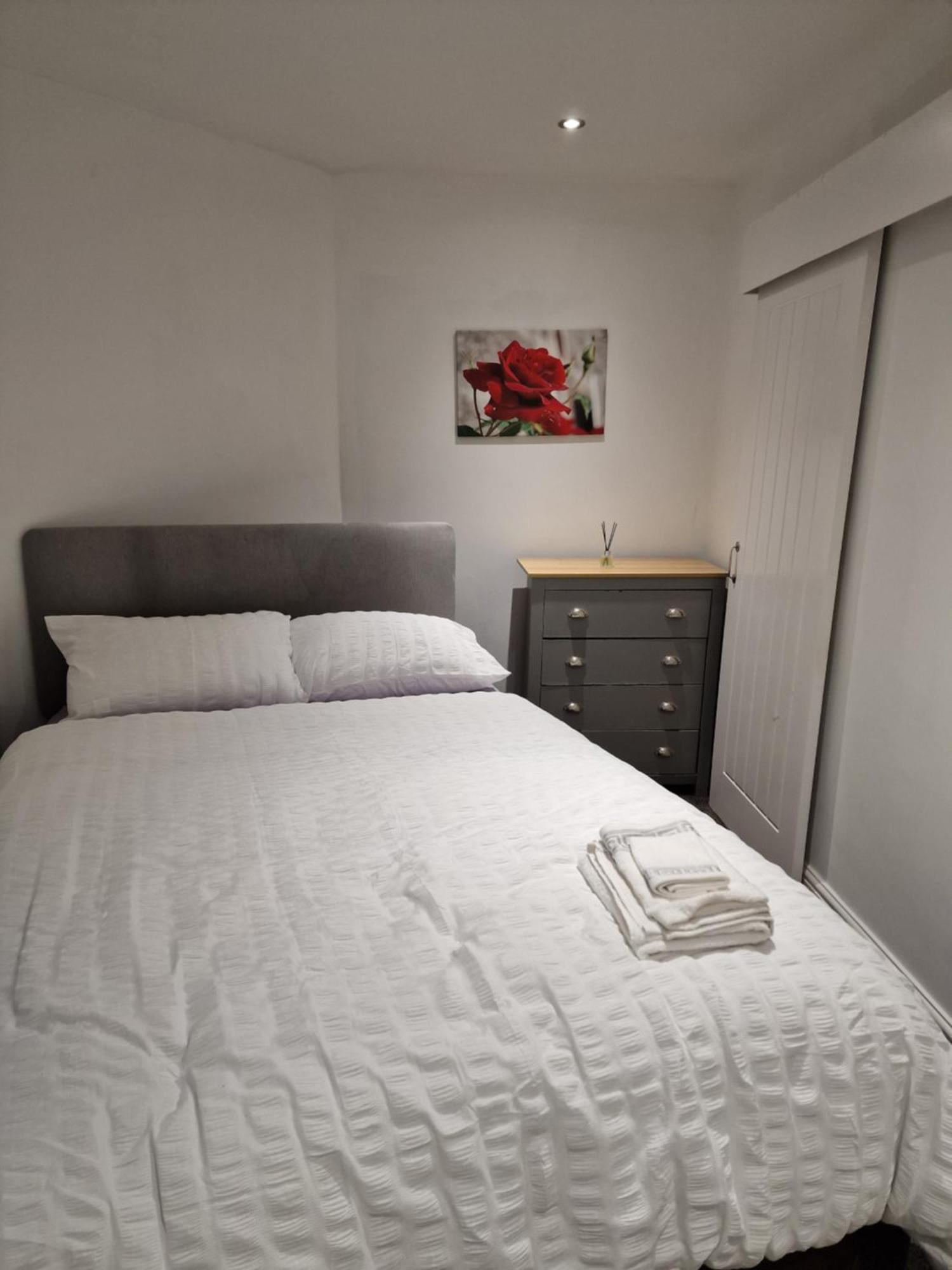 Beautiful Double Bedroom Liverpool Eksteriør billede