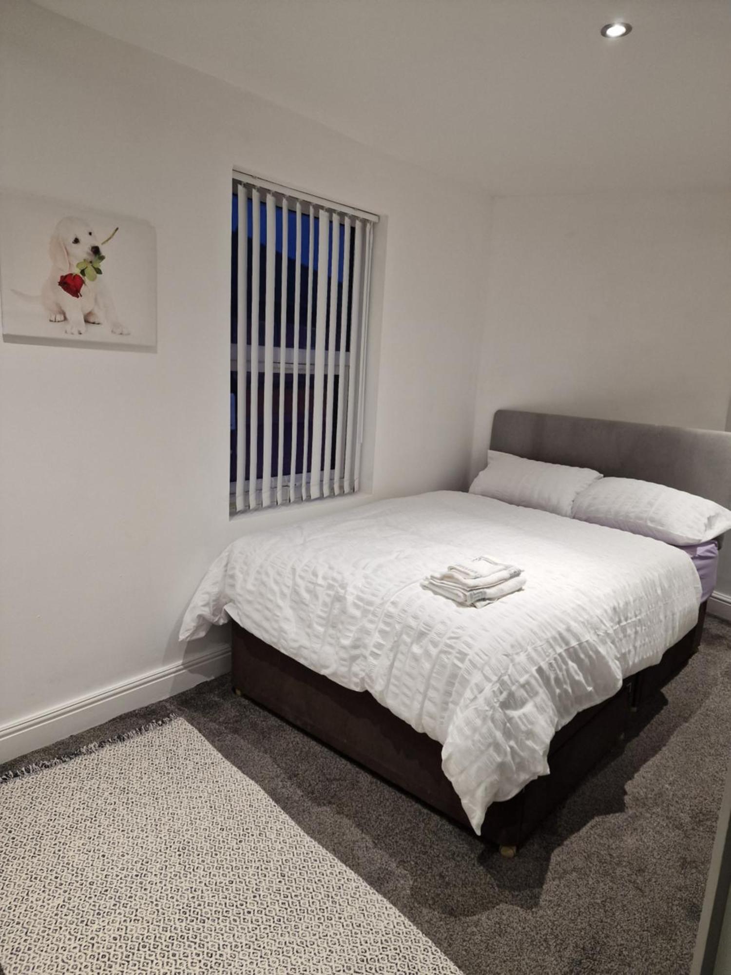 Beautiful Double Bedroom Liverpool Eksteriør billede